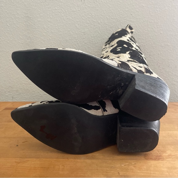 DINGO Black Cow Print Pointed Toe Boots DI127 Live a Little Leather Real Fur Sz7 - Picture 10 of 15
